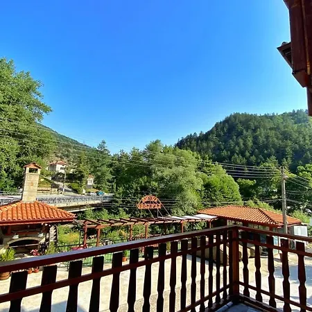 Hotel семеен 2*